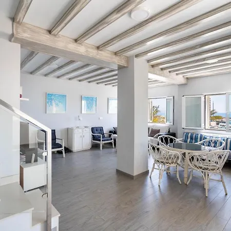 Atico Duplex Frente Al Mar *