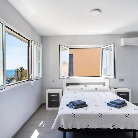 Apartment Atico Duplex Frente Al Mar